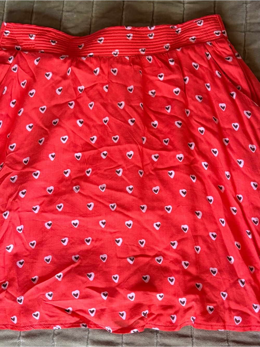 Maison Jules Women’s Red Lined Heart Print Lightweight Flowy Casual Mini Skirt M